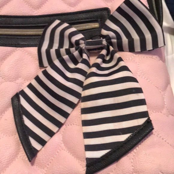 Backpack - Picture 2 of 8